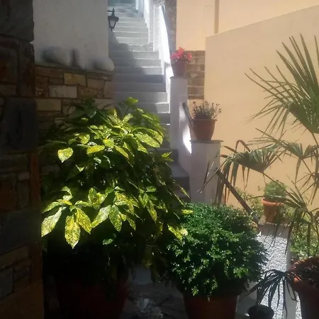 Irida Maria Guest house